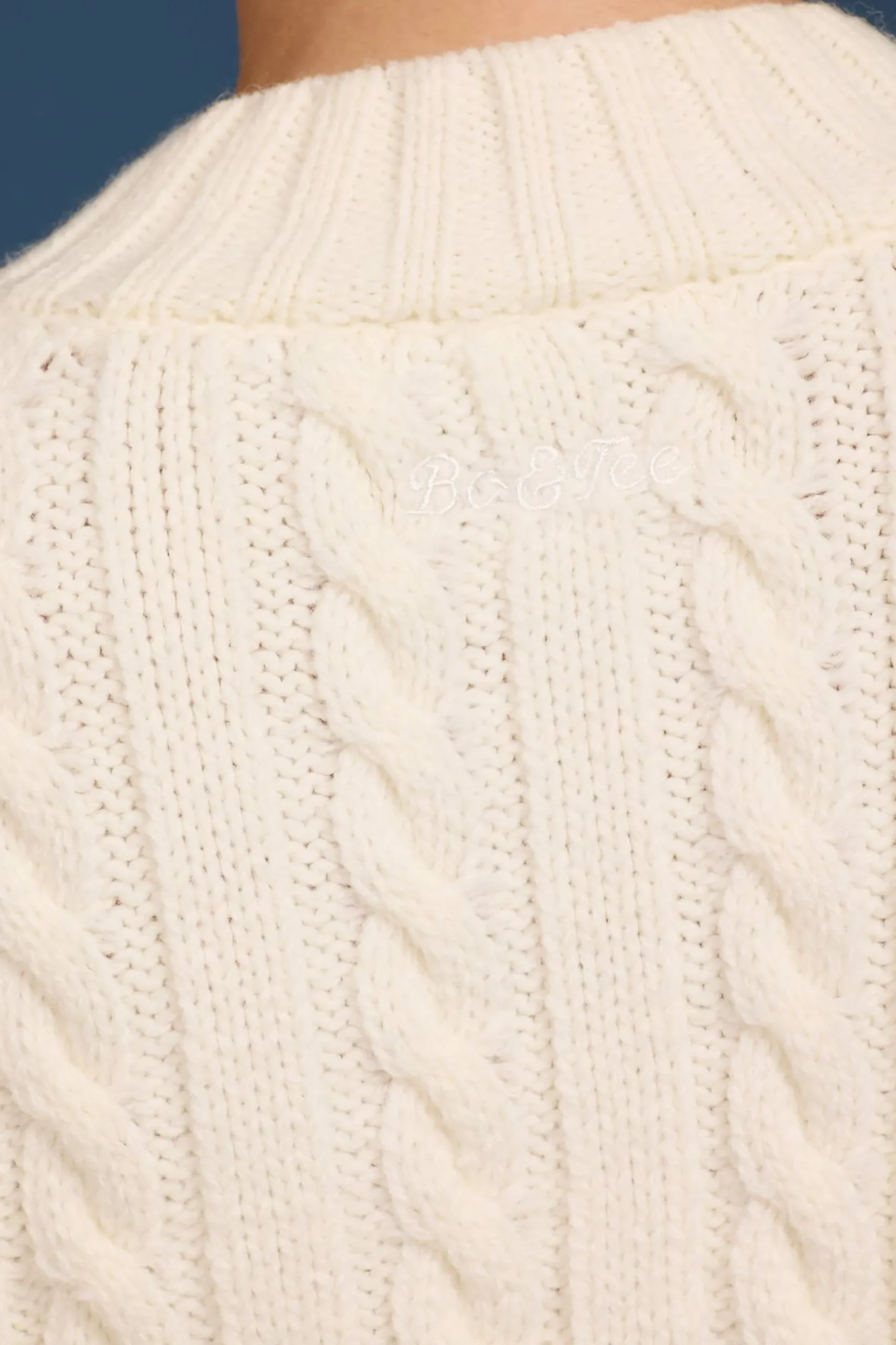 Oh Polly Knitwear^Cable-Knit Cropped Cardigan in Cream