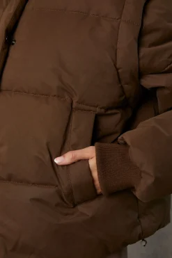Oh Polly Coats^Cropped Puffer Jacket with Detachable Sleeves in Cocoa Brown CocoaBrown