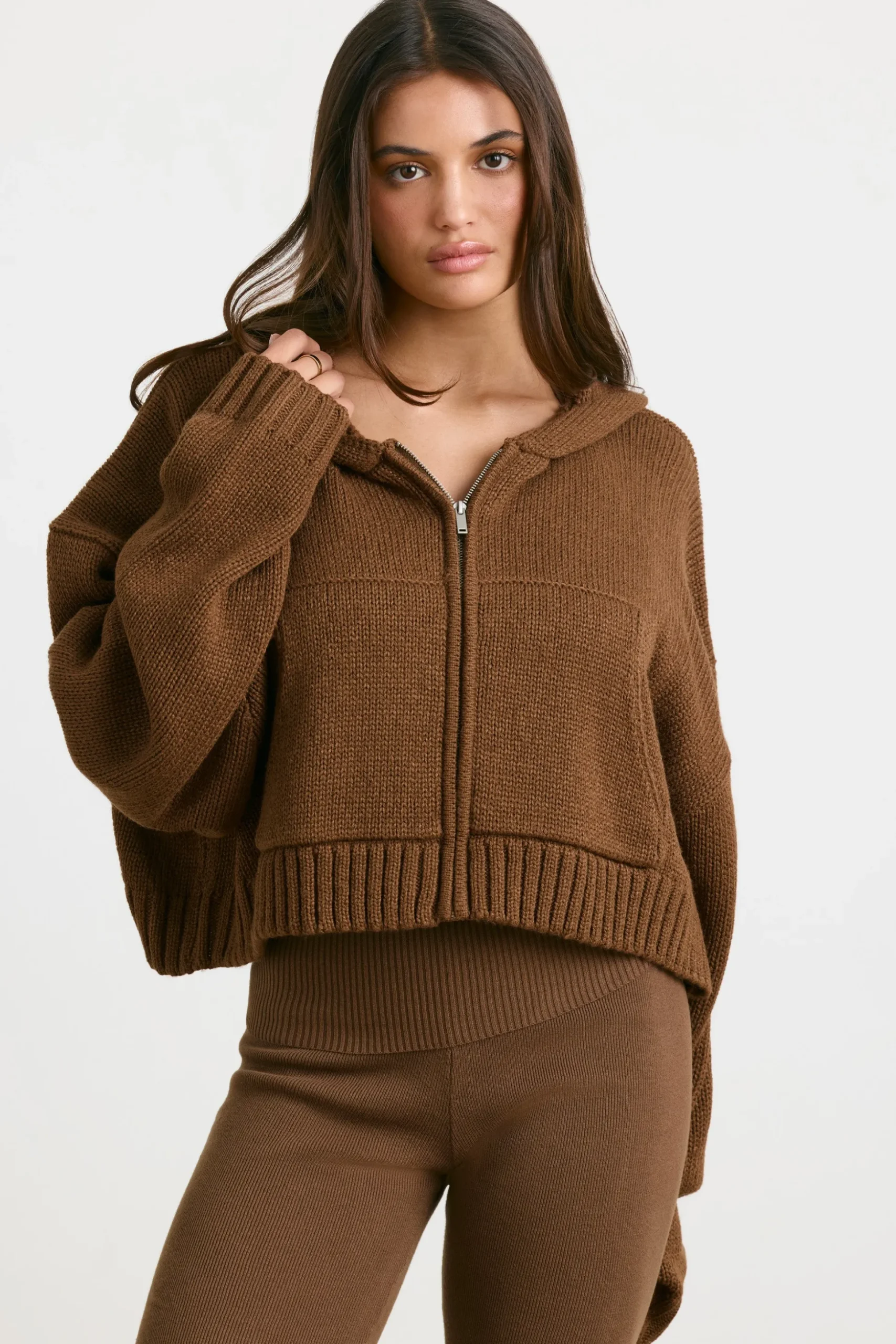 Oh Polly Knitwear | Sweatshirts^Cropped Zip Up Chunky Knit Hoodie in Espresso