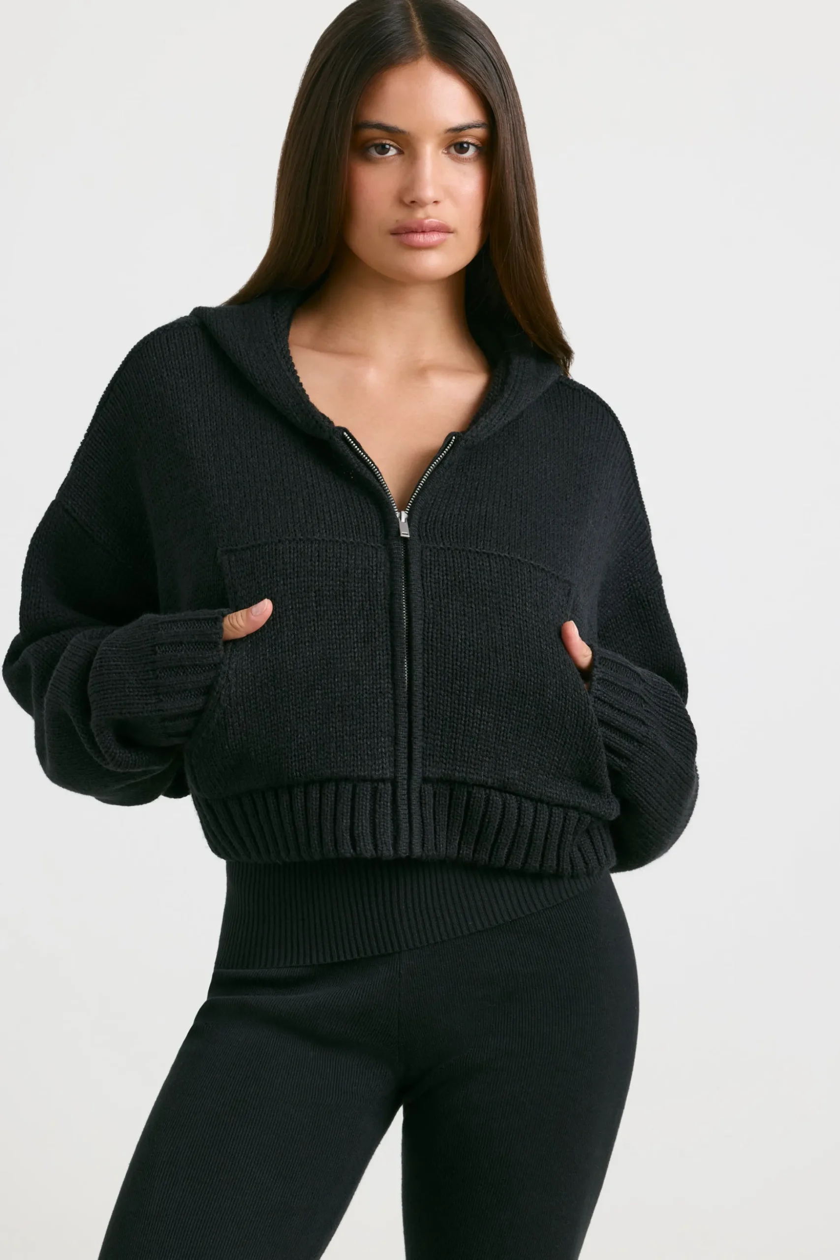 Oh Polly Knitwear^Cropped Zip Up Chunky Knit Hoodie in Black