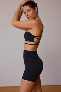 Oh Polly Matching Sets | Sports Bras^Cross-Back Bandeau Bra in Black