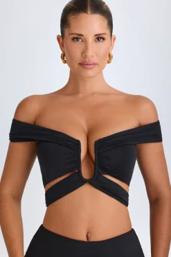 Oh Polly Co-Ords | Tops^Cut-Out Off-Shoulder Crop Top in Black
