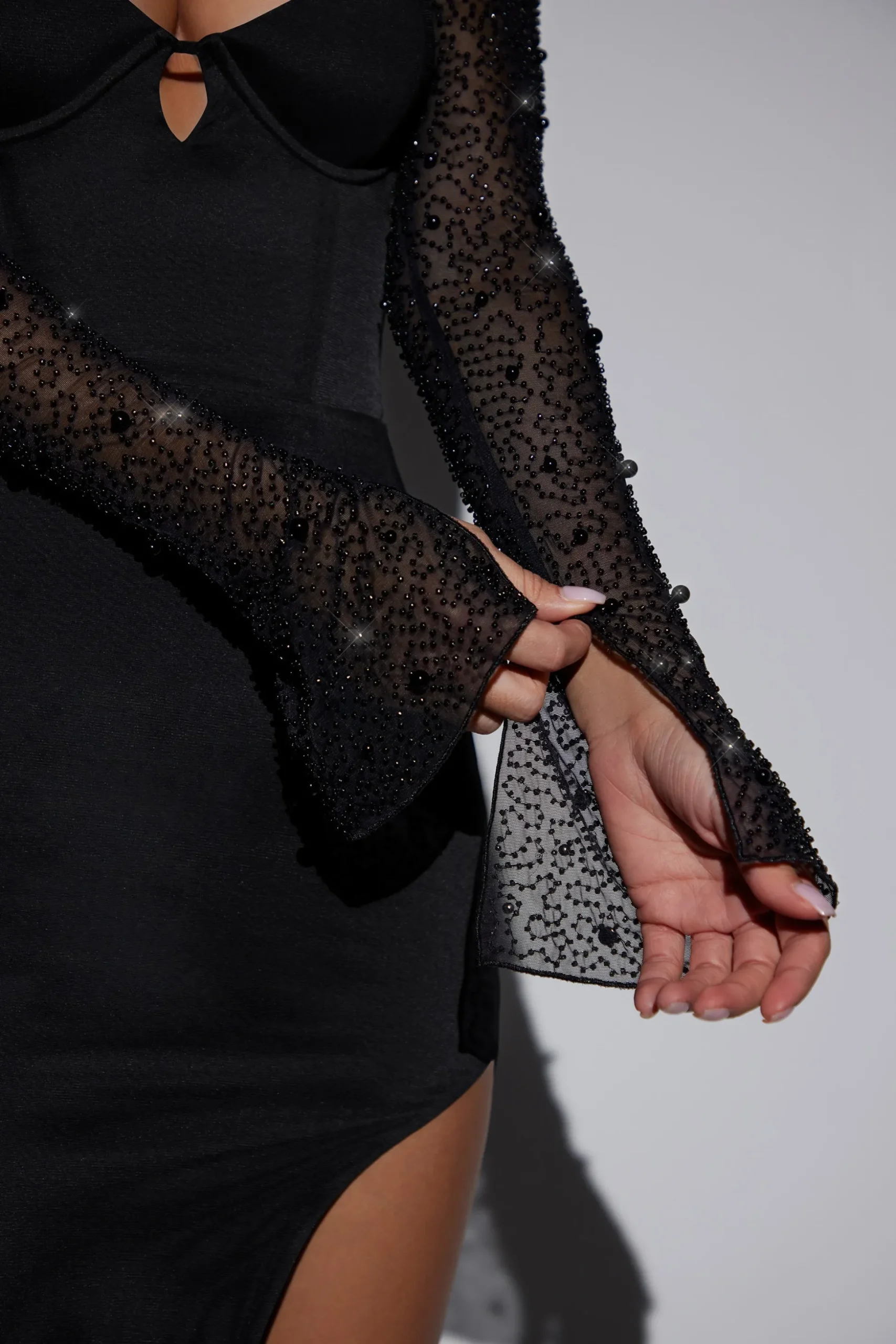 Oh Polly Party Dresses | Holiday Party Dresses & Outfits^Embellished Side Split Maxi Dress in Black