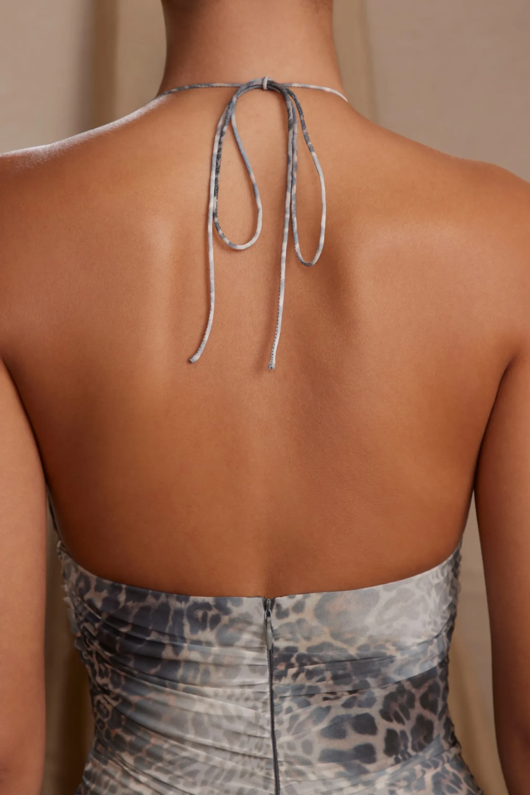 Oh Polly Women'S Clothing Sale - $65 And Under | Women'S Clothing Sale - $40 And Under^Halterneck Cut Out Maxi Dress in Grey Print GreyPrint