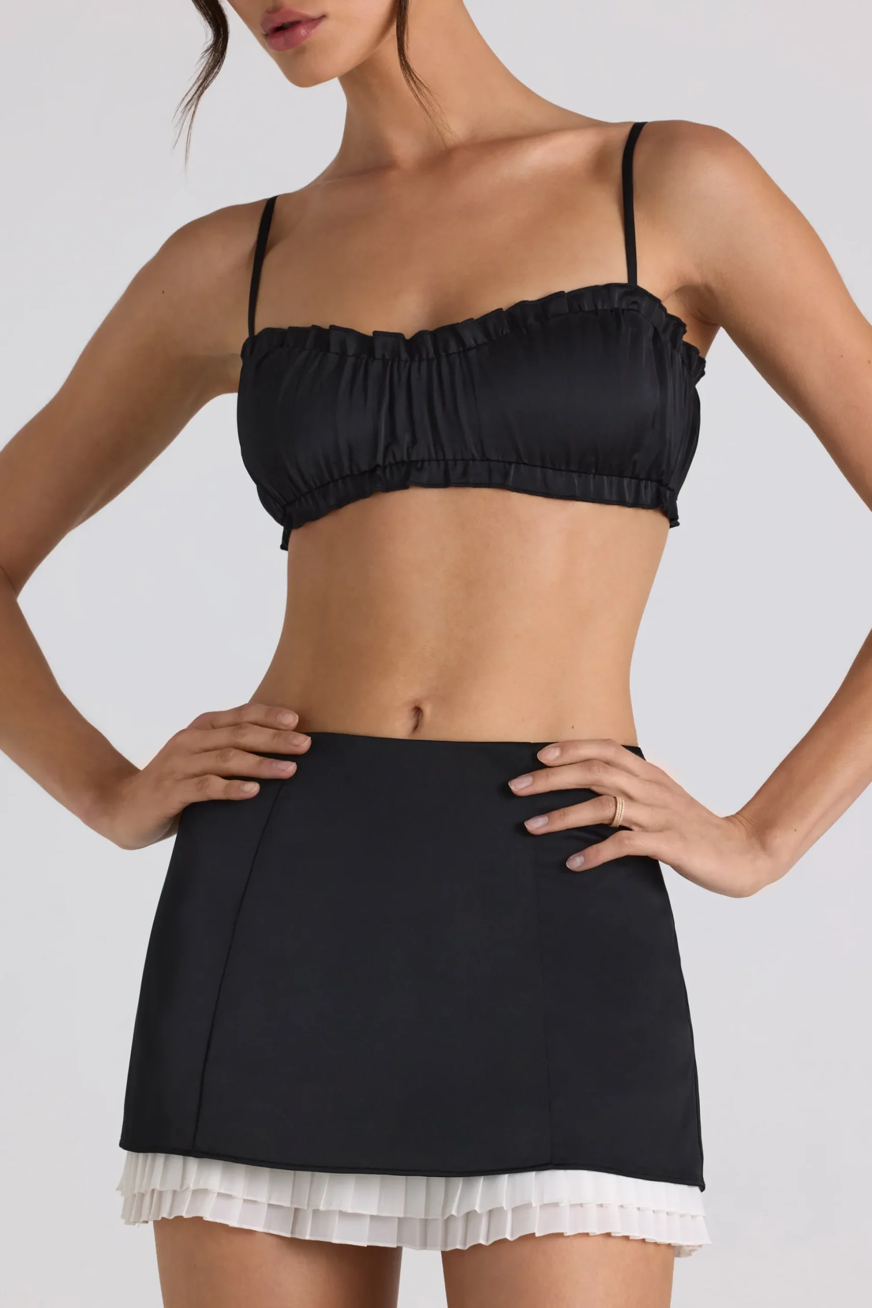 Oh Polly Women'S Clothing Sale - $65 And Under | Women'S Clothing Sale - $40 And Under^Layered Mid-Rise Mini Skirt in Black