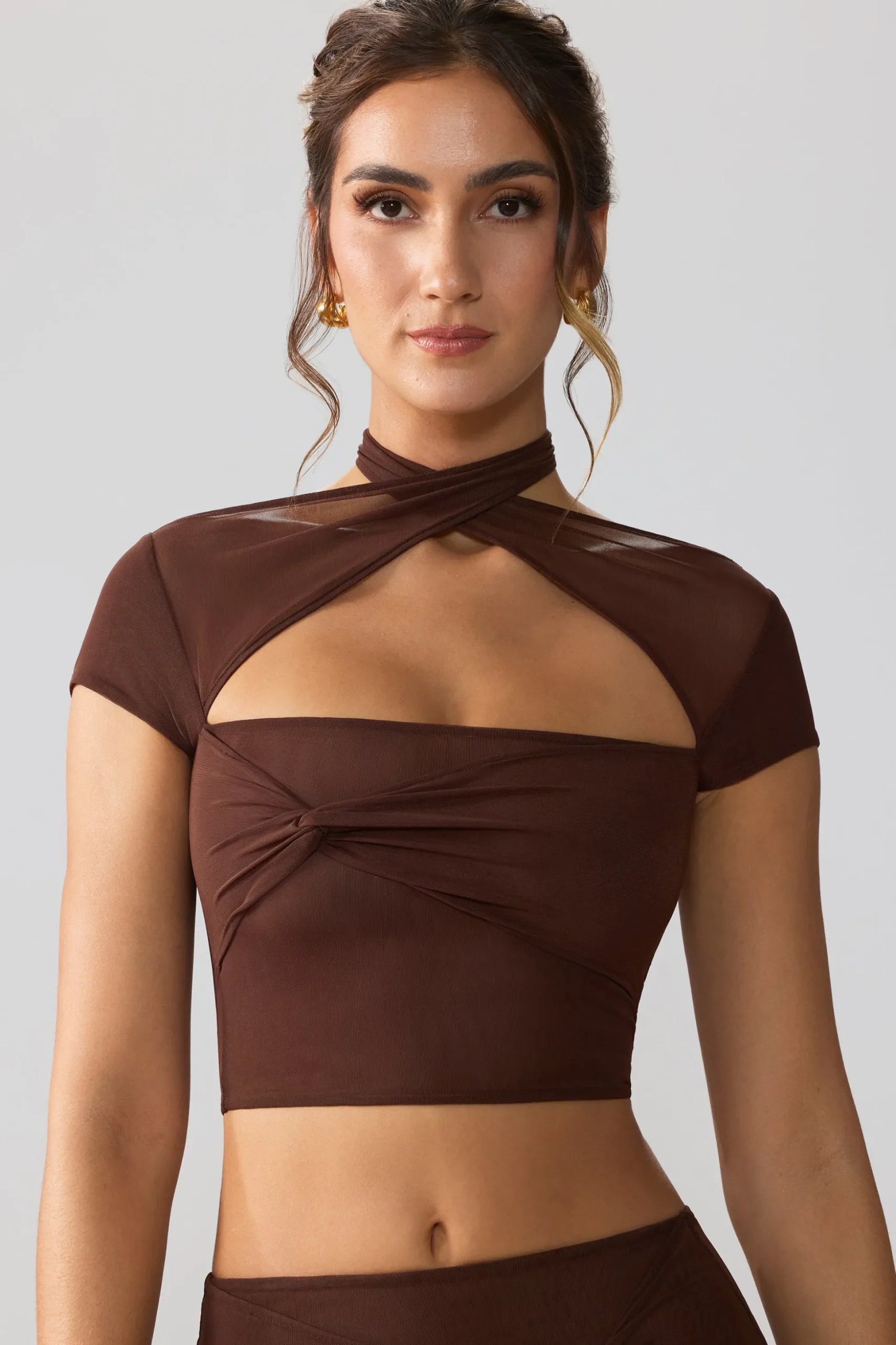 Oh Polly Tops^Mesh Cap Sleeve Cut Out Crop Top in Espresso