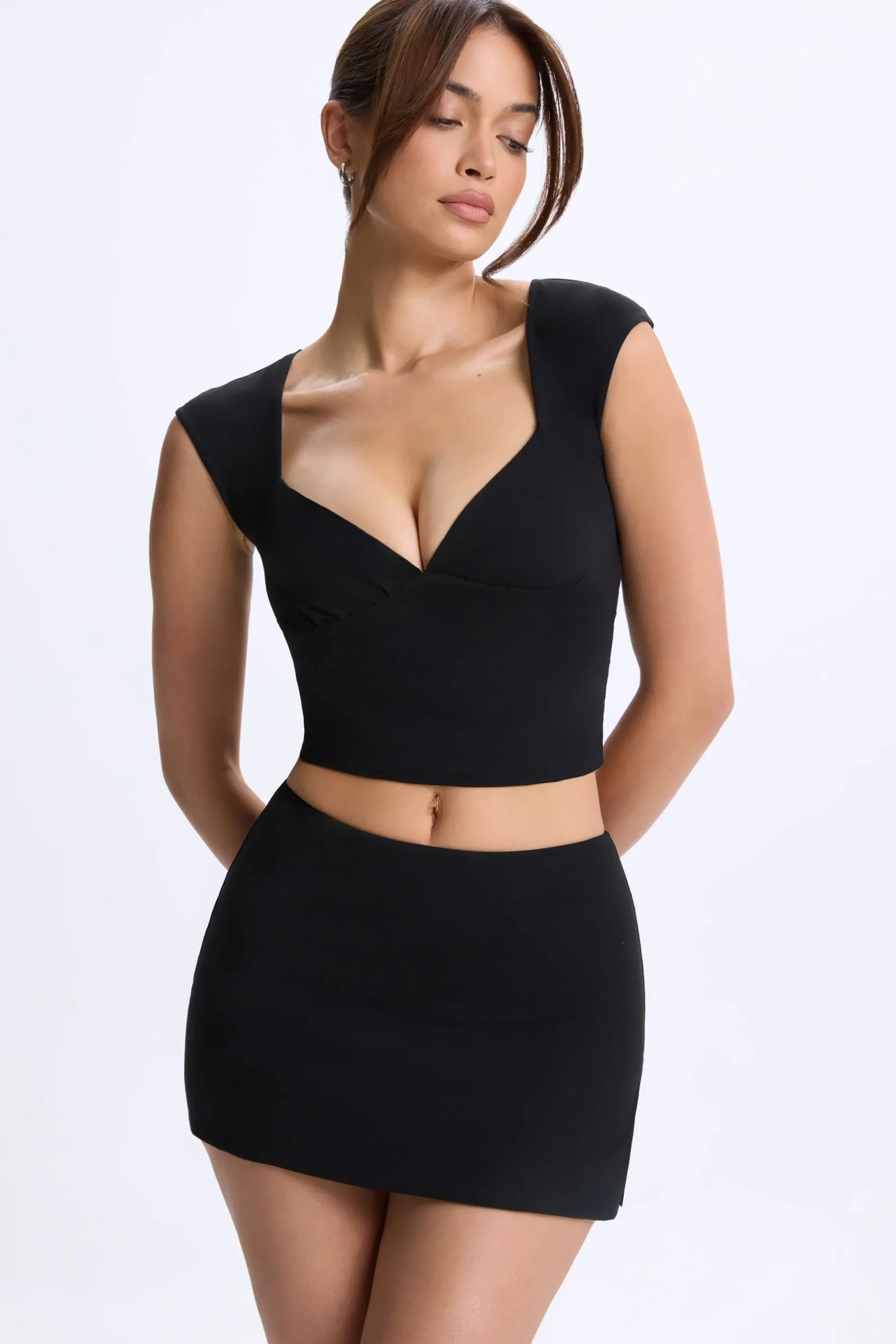 Oh Polly Skirts & Skorts | Co-Ords^Mid-Rise Micro Mini Skirt in Black