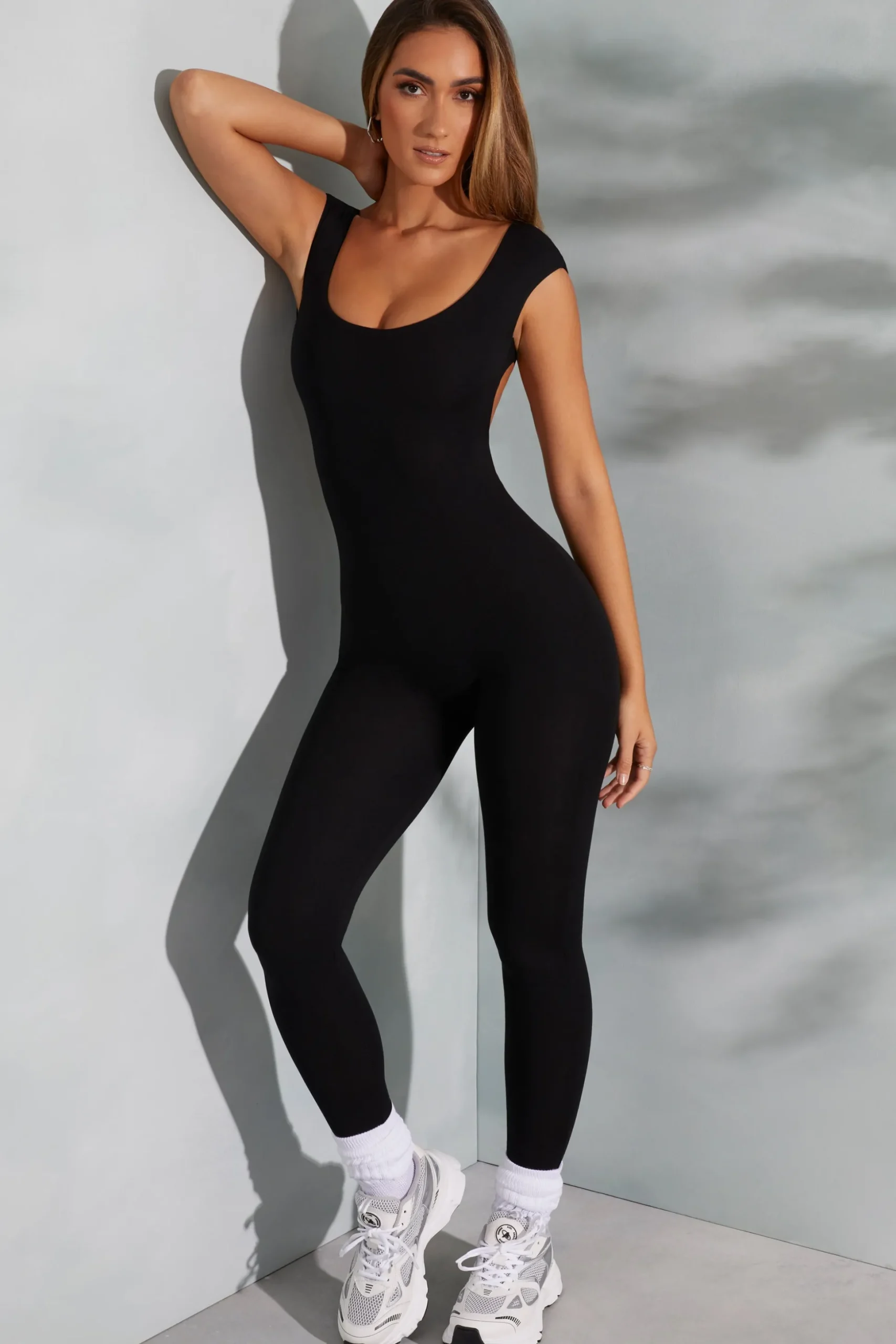 Oh Polly Elevated Essentials^Open Back Scoop Neck Jumpsuit in Black