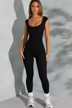 Oh Polly Elevated Essentials^Open Back Scoop Neck Jumpsuit in Black