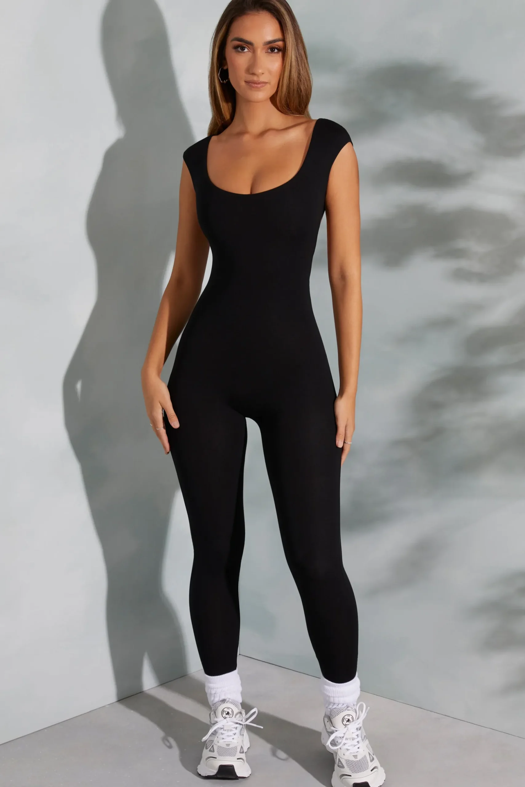 Oh Polly Elevated Essentials^Open Back Scoop Neck Jumpsuit in Black