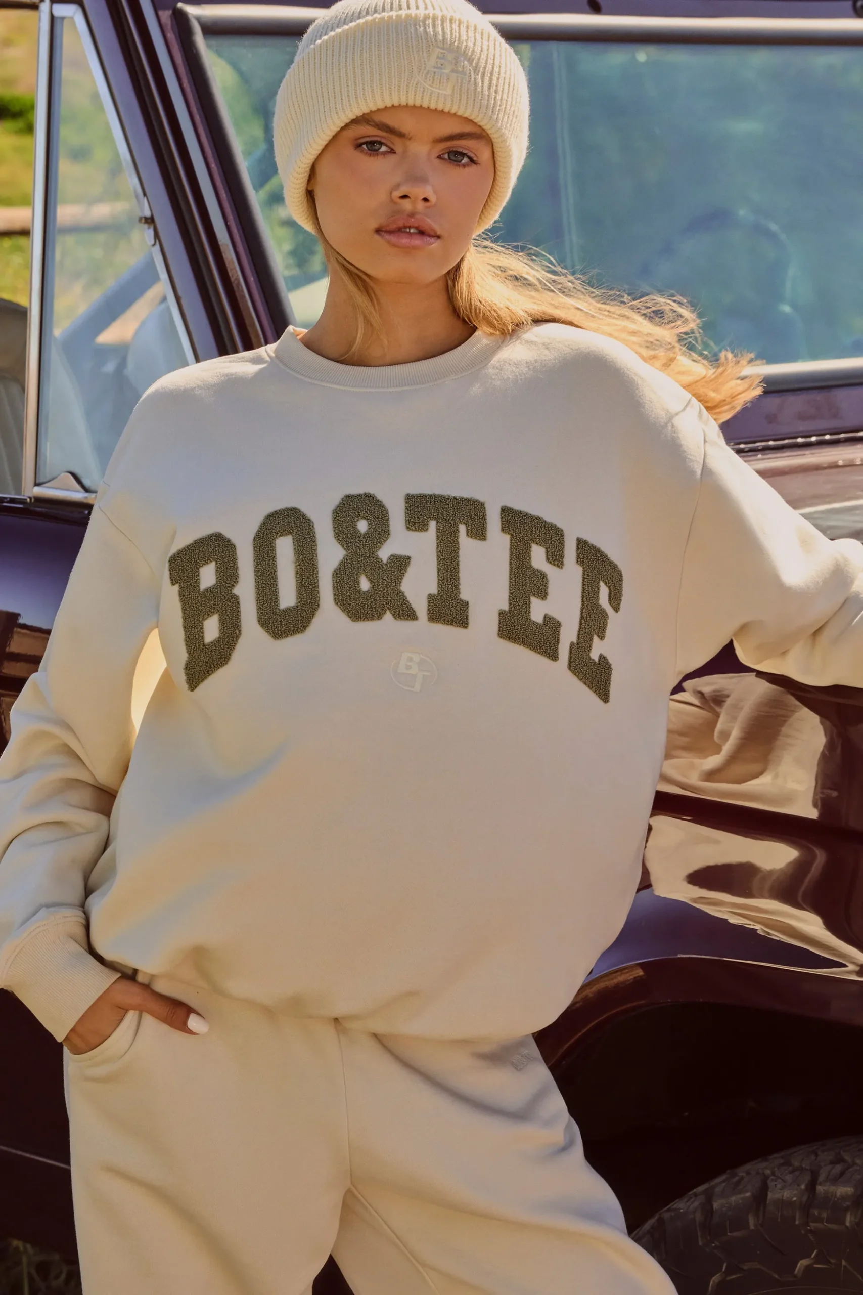 Oh Polly Tracksuits | Sweatshirts^Oversized Crew Neck Sweatshirt in Bone