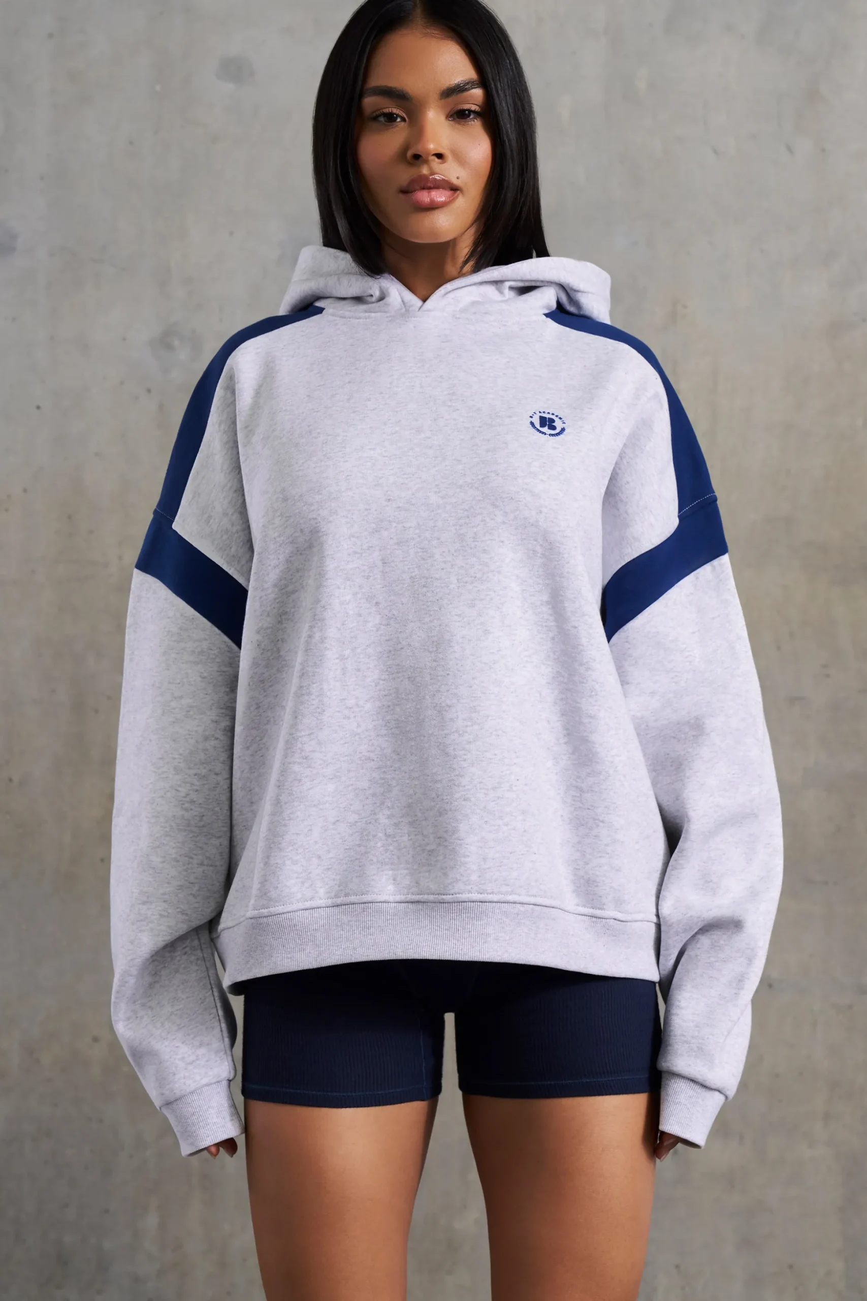 Oh Polly Sweatshirts^Oversized Hooded Sweatshirt in Heather Grey HeatherGrey