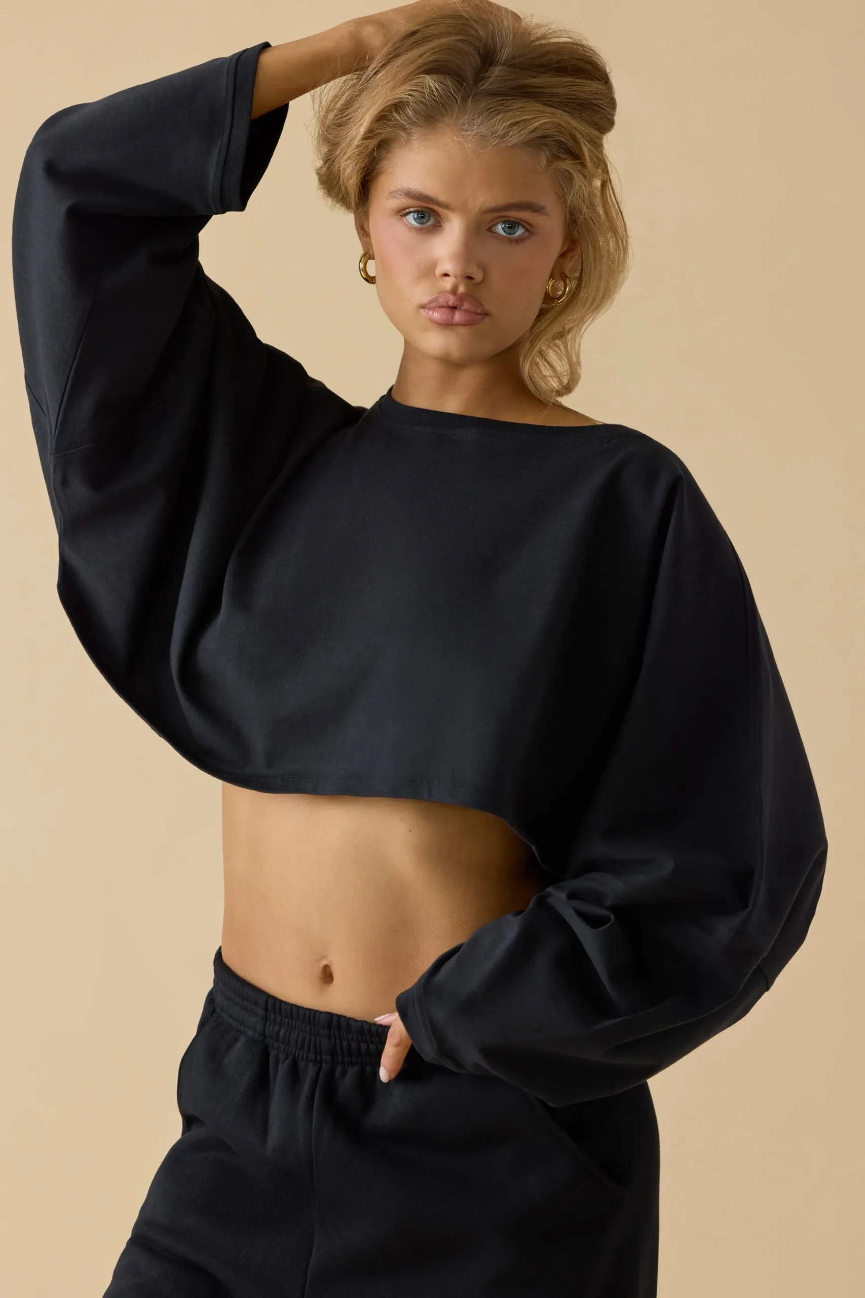Oh Polly Tops^Oversized Long Sleeve Crop Top in Black