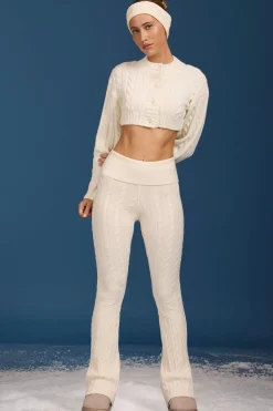Oh Polly Petite | Knitwear^Petite Cable-Knit Flared Trousers in Cream
