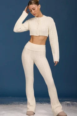 Oh Polly Petite | Knitwear^Petite Cable-Knit Flared Trousers in Cream