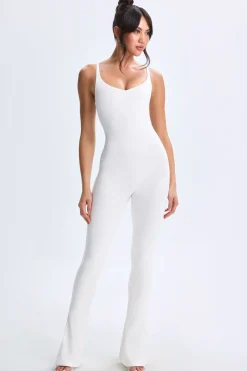 Oh Polly Women'S Clothing Sale - $65 And Under | Women'S Clothing Sale - $40 And Under^Petite Plunge Open-Back Flared Jumpsuit in White