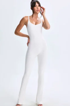 Oh Polly Women'S Clothing Sale - $65 And Under | Women'S Clothing Sale - $40 And Under^Petite Plunge Open-Back Flared Jumpsuit in White