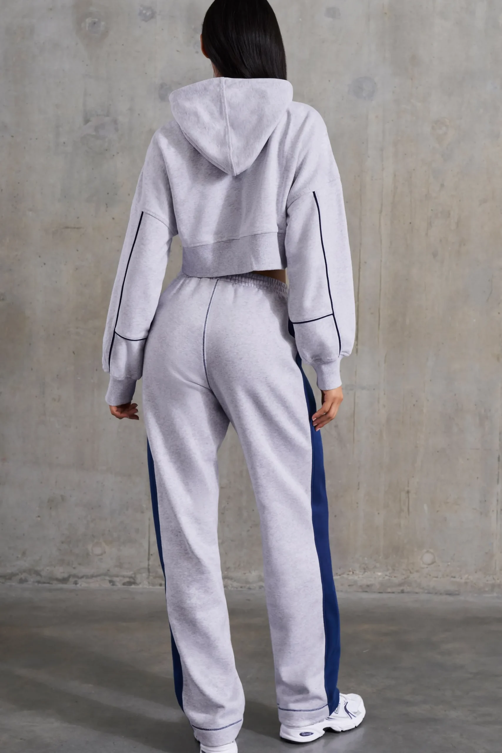 Oh Polly Petite^Petite Wide Leg Sweatpants in Heather Grey HeatherGrey