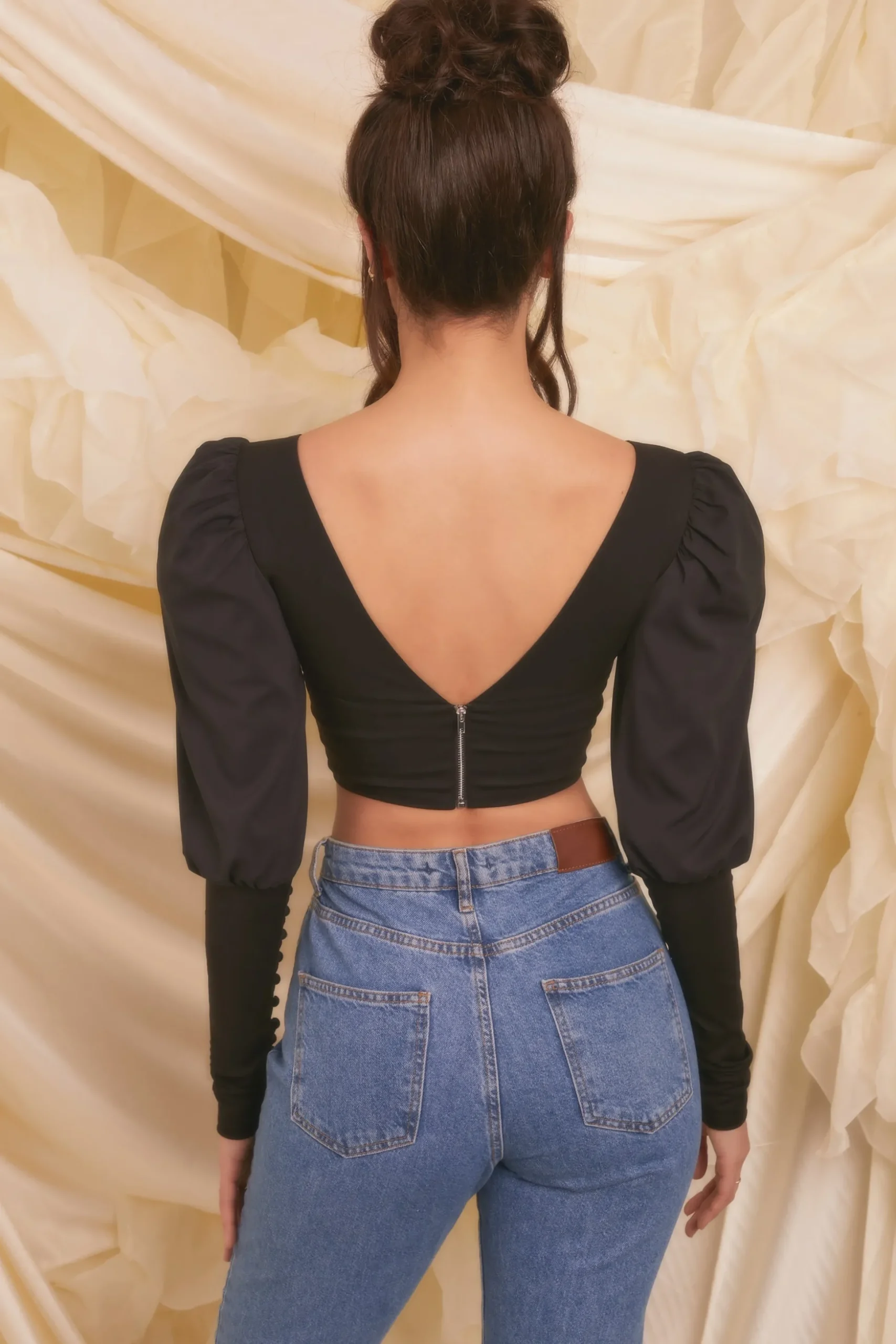 Oh Polly Women'S Clothing Sale - $65 And Under | Women'S Clothing Sale - $40 And Under^Plunge Neck Puff Sleeve Crop Top in Black