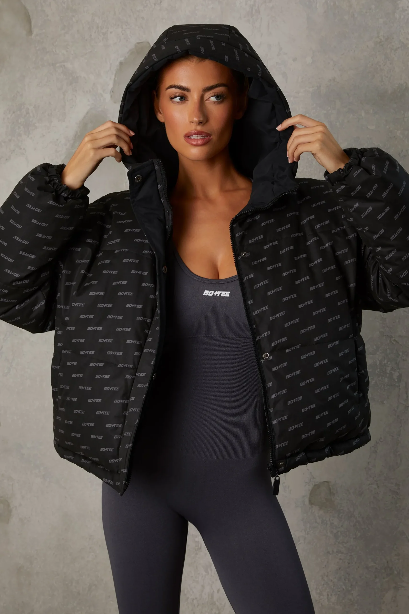 Oh Polly Coats^Reversible Hooded Puffer Jacket in Black