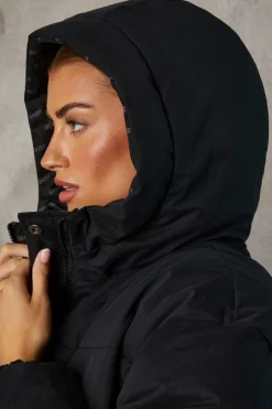 Oh Polly Coats^Reversible Hooded Puffer Jacket in Black