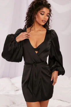 Oh Polly Women'S Clothing Sale - $65 And Under | Women'S Clothing Sale - $40 And Under^Satin Balloon Sleeve Robe in Black