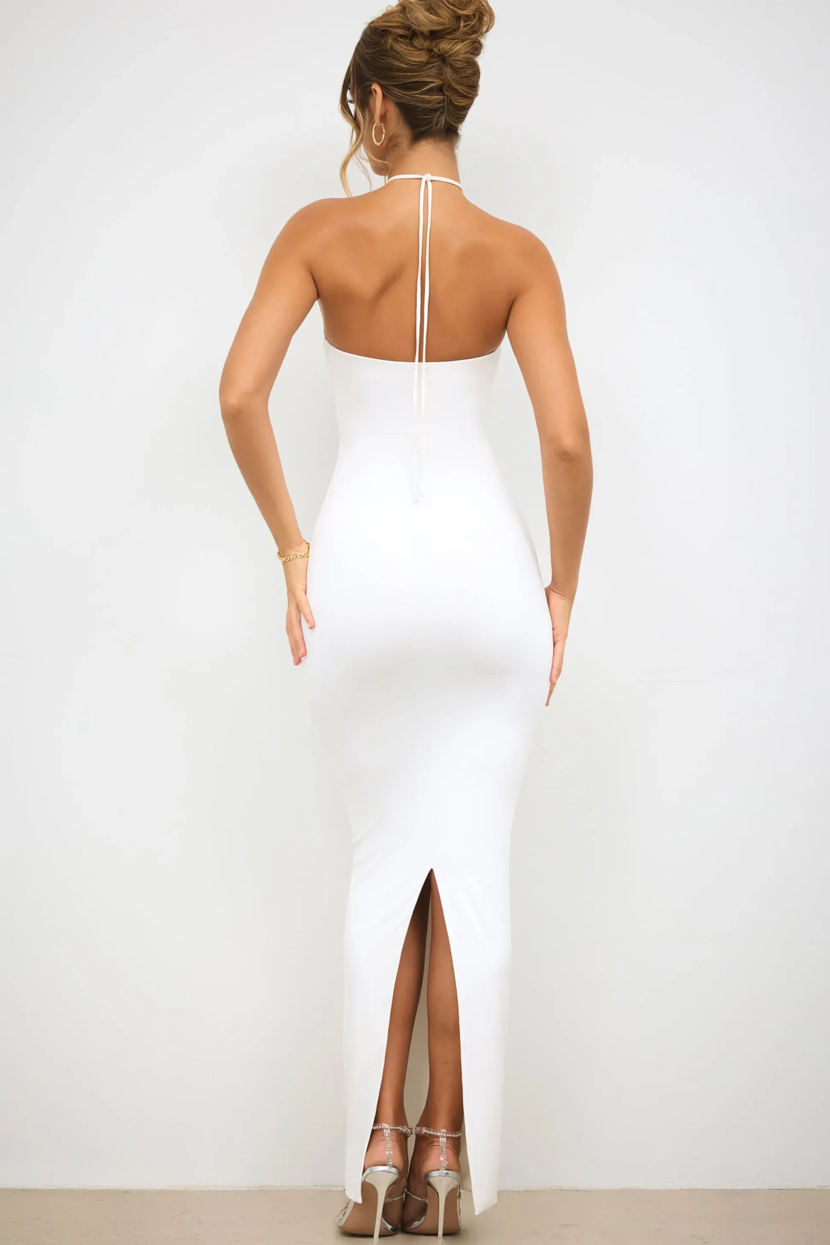 Oh Polly Women'S Clothing Sale - $65 And Under | Women'S Clothing Sale - $40 And Under^Slinky Jersey Rose Detail Halter Neck Maxi Dress in White