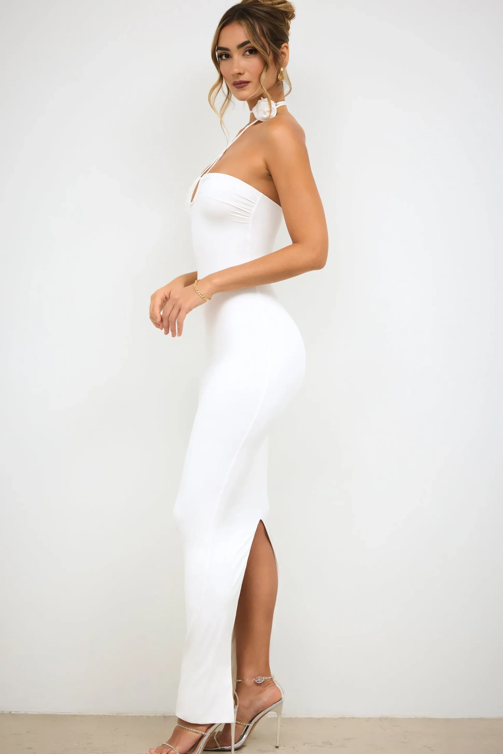 Oh Polly Women'S Clothing Sale - $65 And Under | Women'S Clothing Sale - $40 And Under^Slinky Jersey Rose Detail Halter Neck Maxi Dress in White