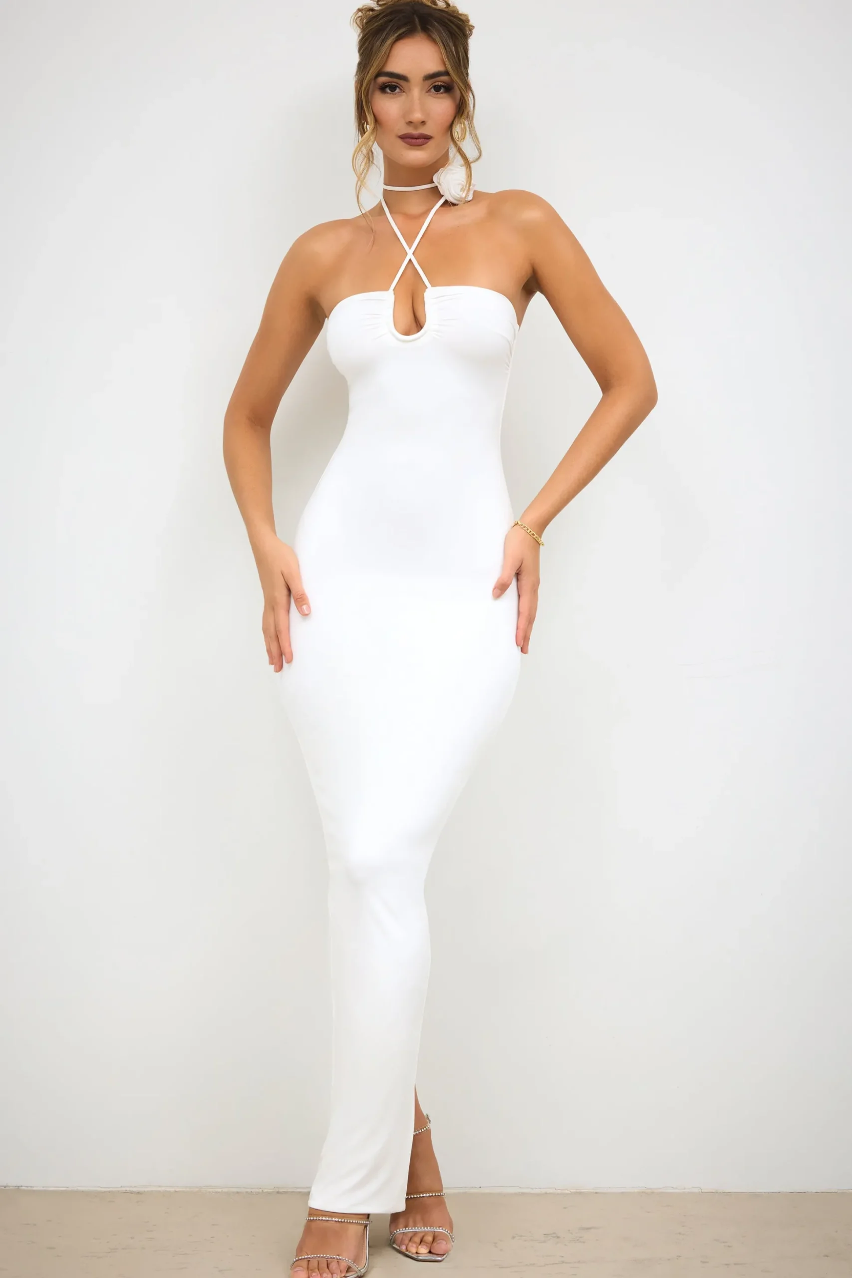 Oh Polly Women'S Clothing Sale - $65 And Under | Women'S Clothing Sale - $40 And Under^Slinky Jersey Rose Detail Halter Neck Maxi Dress in White