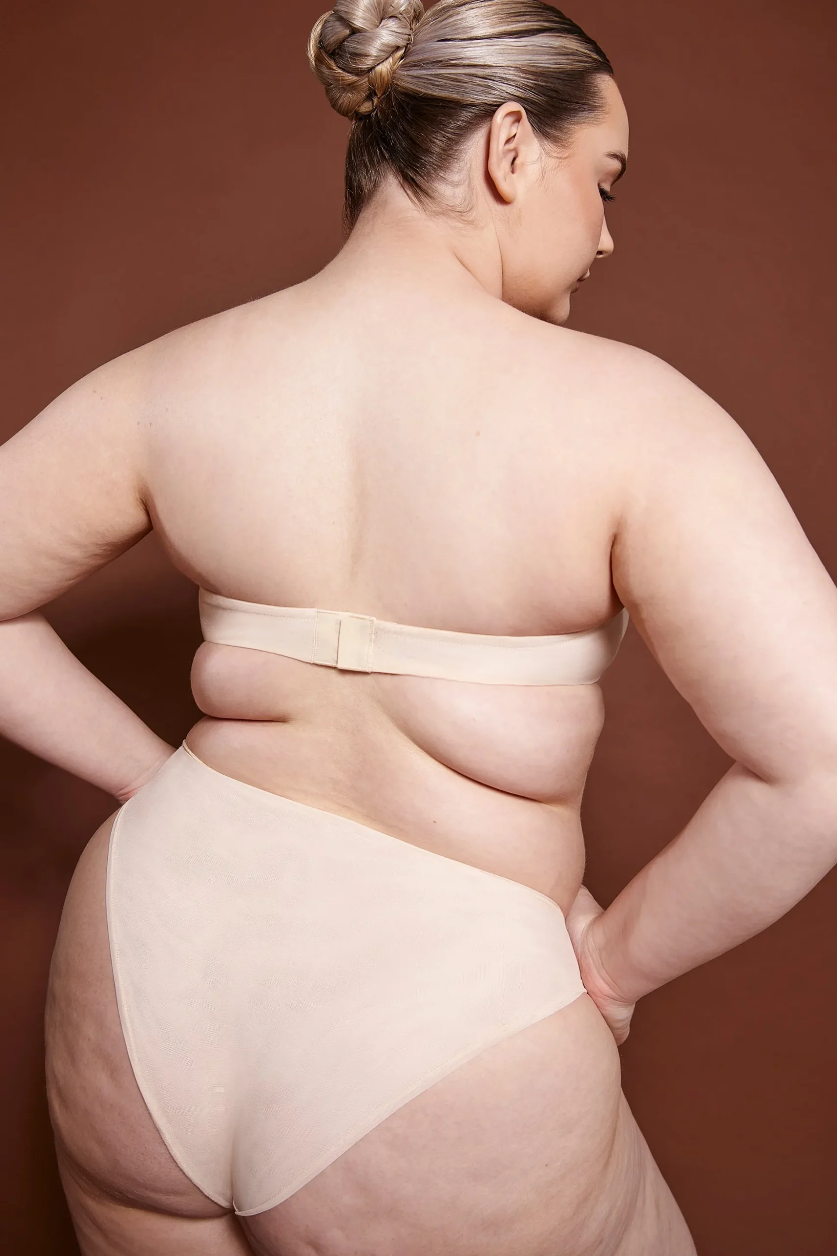 Oh Polly Lounge & Intimates | Bride To Be^Soft Mesh High Waisted Knicker in Beige