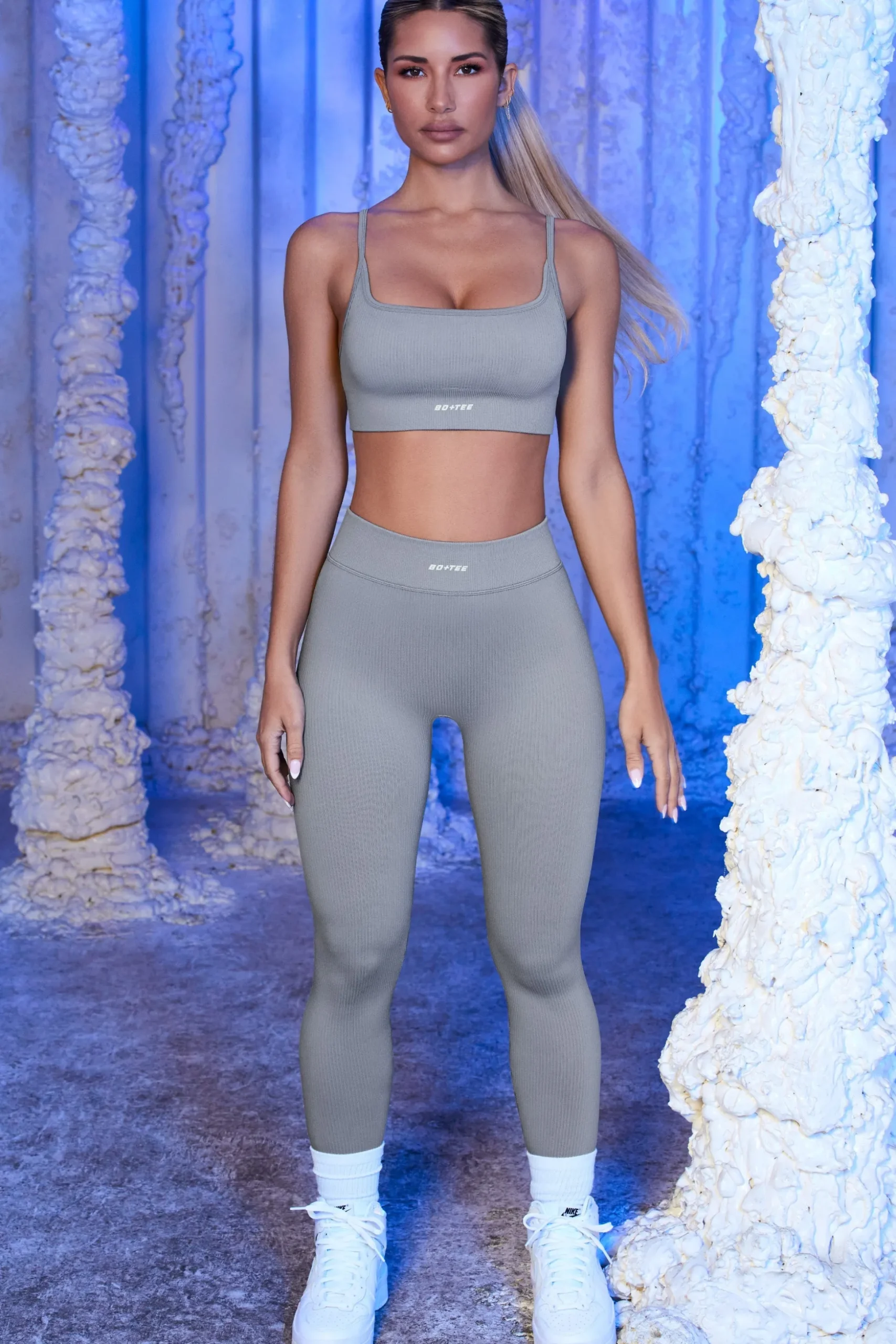 Oh Polly Sports Bras^Strappy Sports Bra in Grey