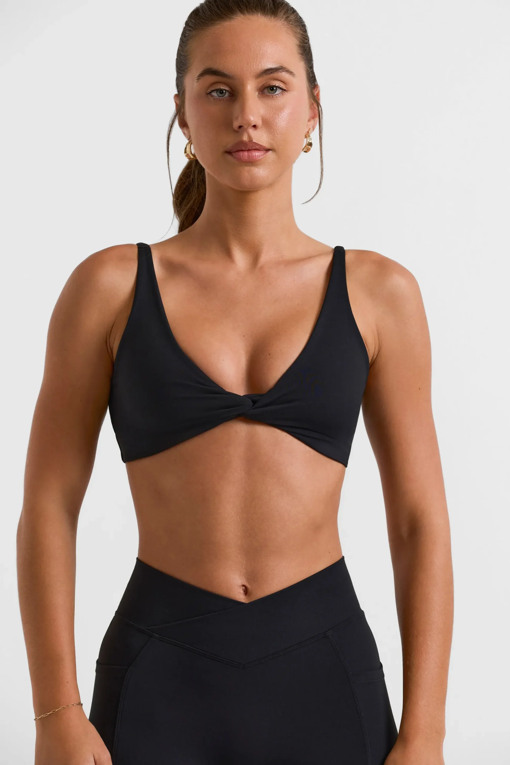 Oh Polly Matching Sets | Sports Bras^Twist Bust Sports Bra in Black