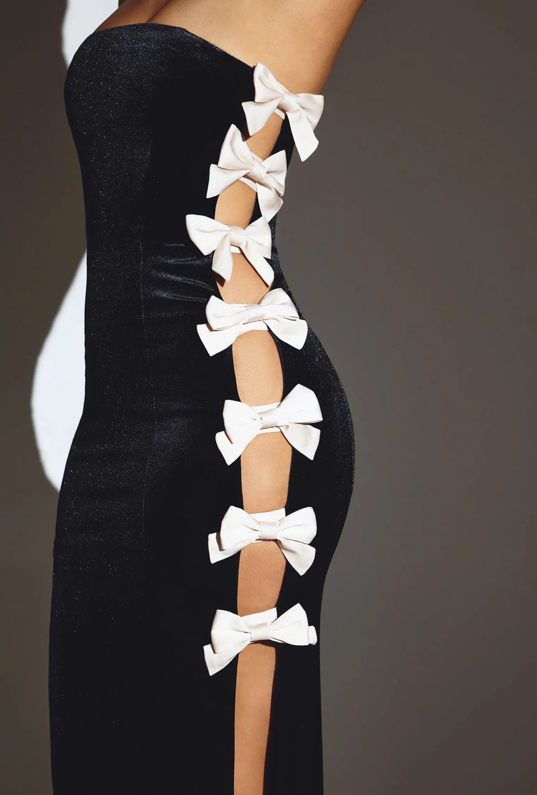 Oh Polly Party Dresses | Holiday Party Dresses & Outfits^Velvet Bow Detail Maxi Dress in Jet Black JetBlack